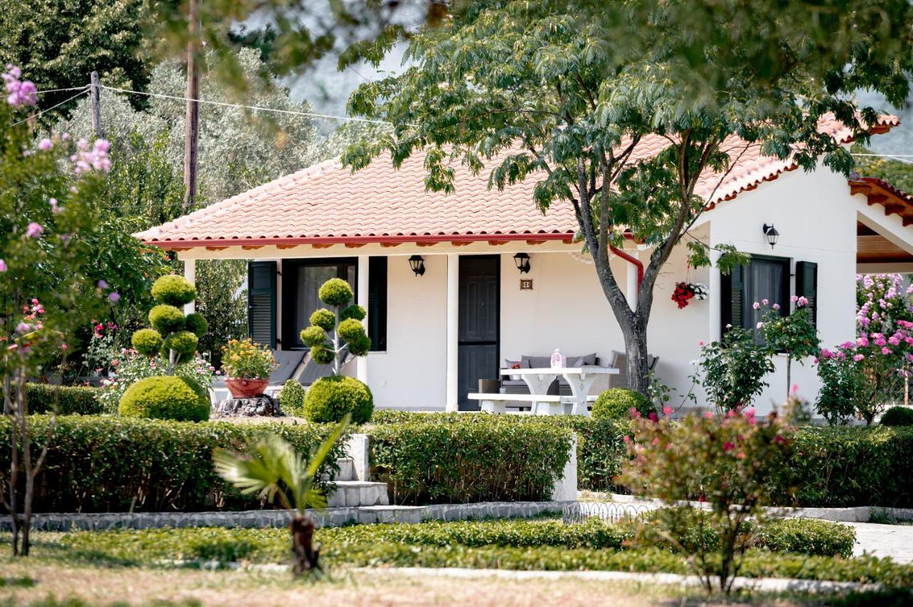 Casa Alegria Villa Olympiada Exterior photo